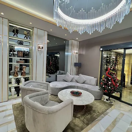 Mq & Hotel 5*