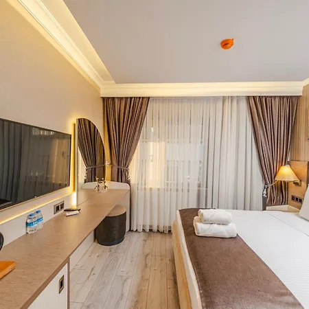Mq & Hotel Arnavutkoy