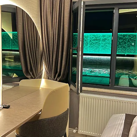 Mq & Ξενοδοχείο