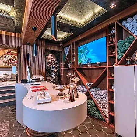 Mq Hotel