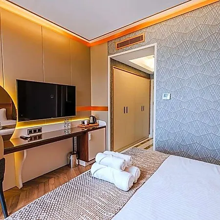 Hotel Mq &