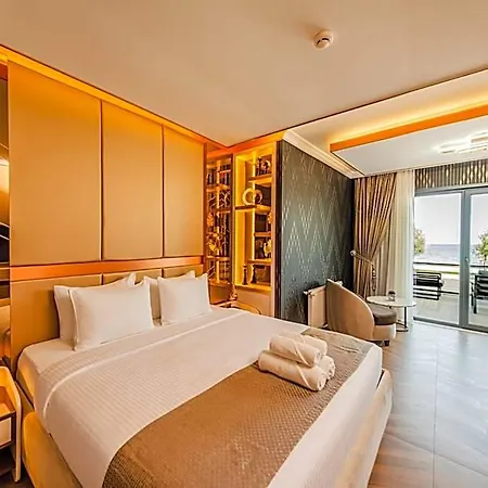 Mq & 5* Arnavutkoy