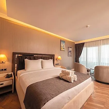 Hotel Mq & 5*