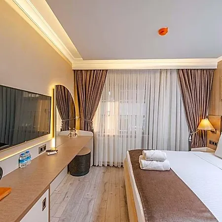 Hotel Mq & 5*