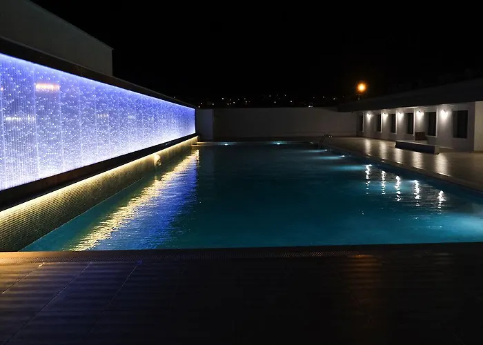 Mq & Ξενοδοχείο 5*